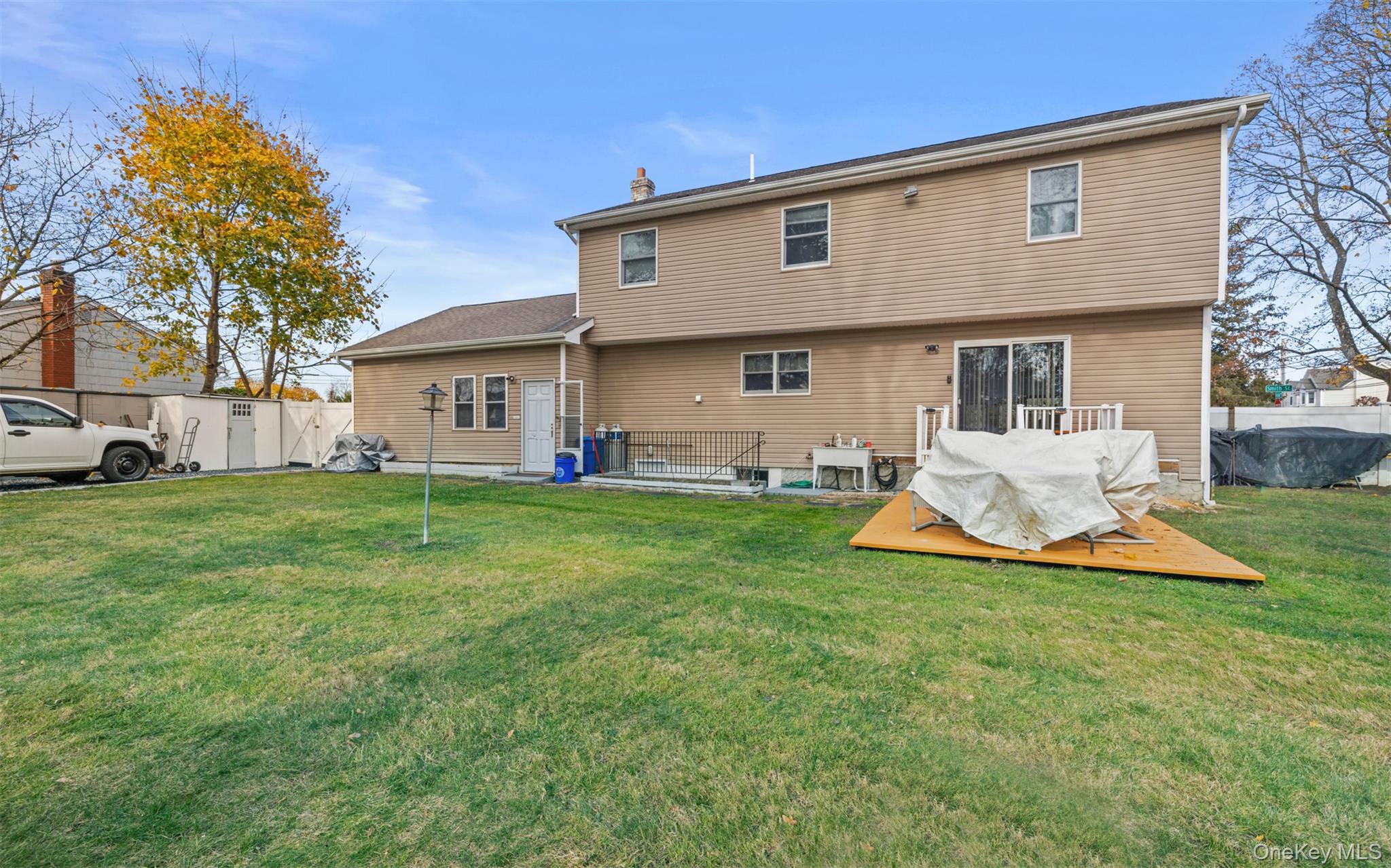 2 Smith Street, Deer Park, NY 11729