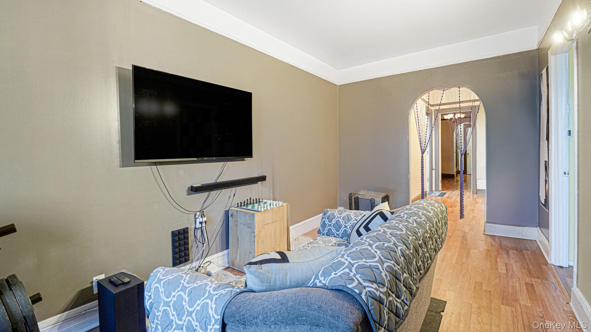 1335 Commonwealth Avenue, Bronx, NY 10472