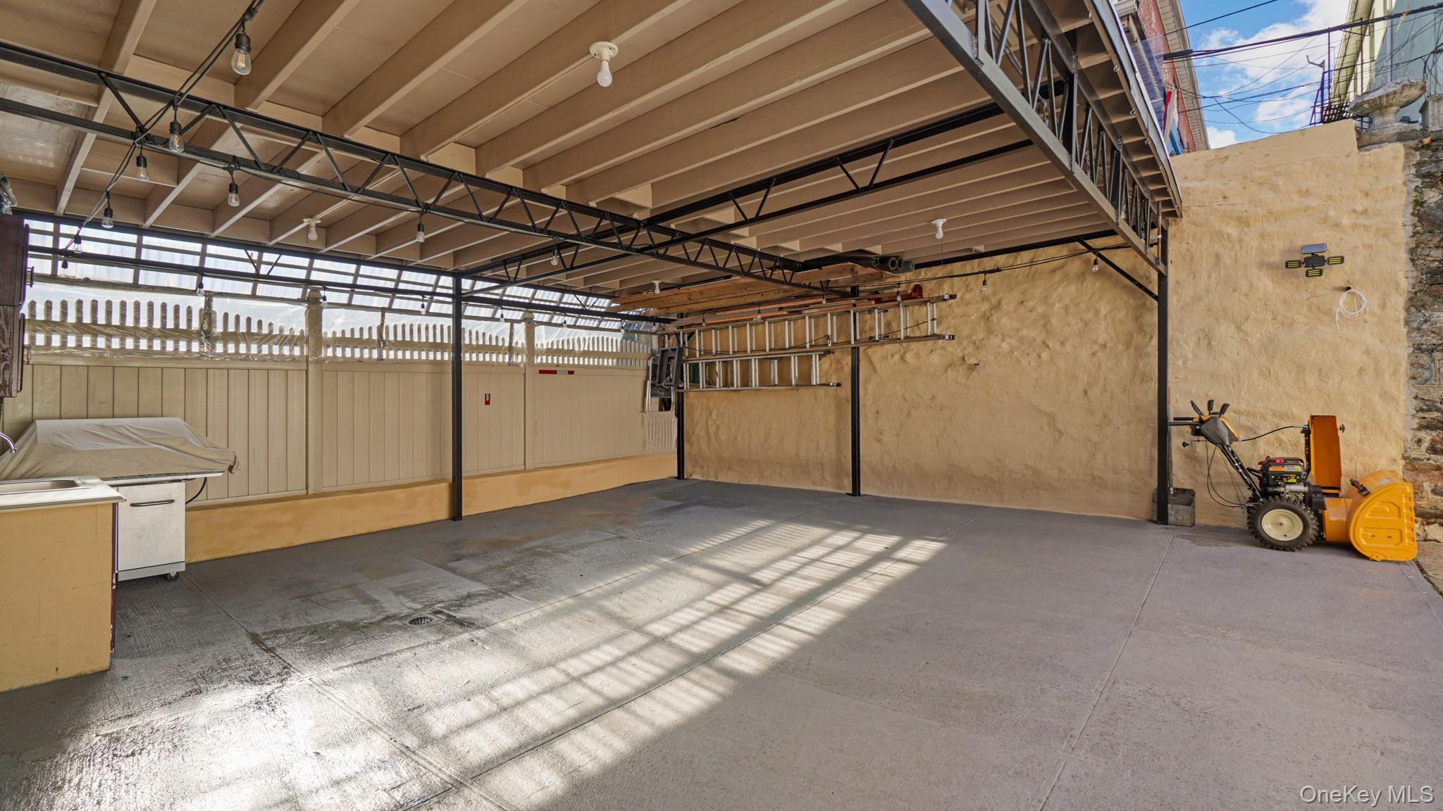 1335 Commonwealth Avenue, Bronx, NY 10472