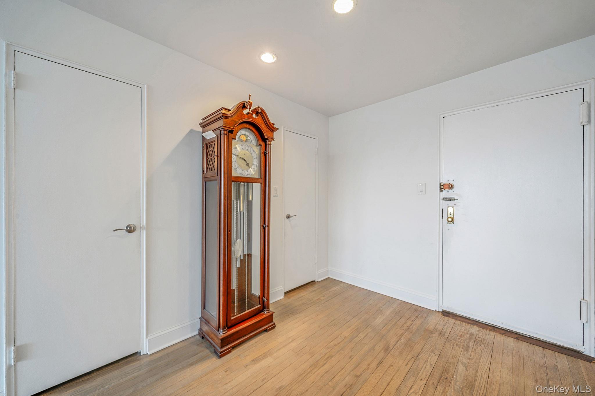 23-20 Bell Boulevard # 6J, Bayside, NY 11360