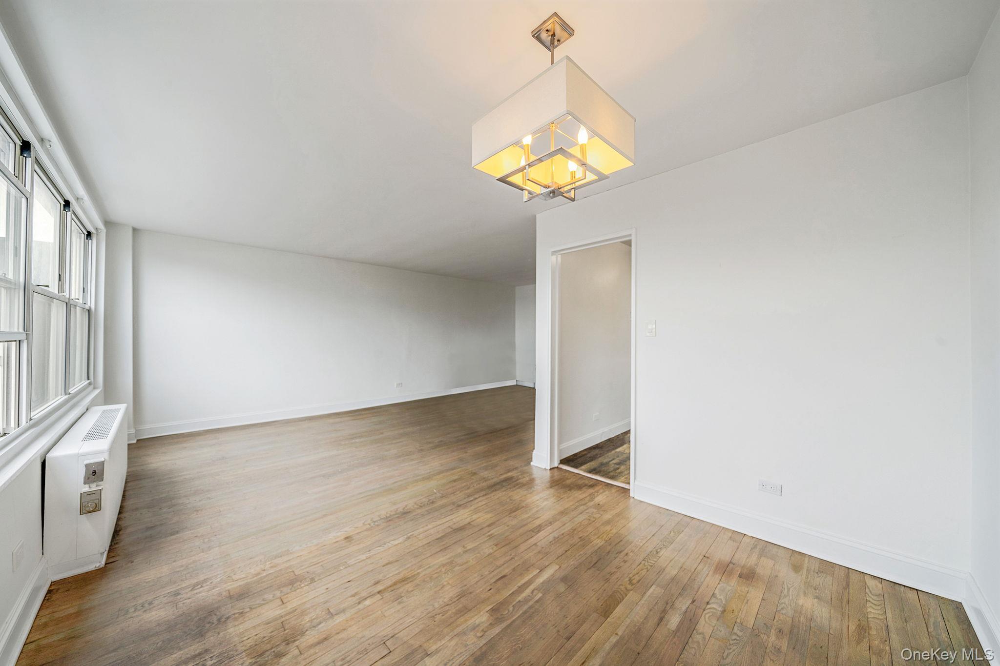 23-20 Bell Boulevard # 6J, Bayside, NY 11360