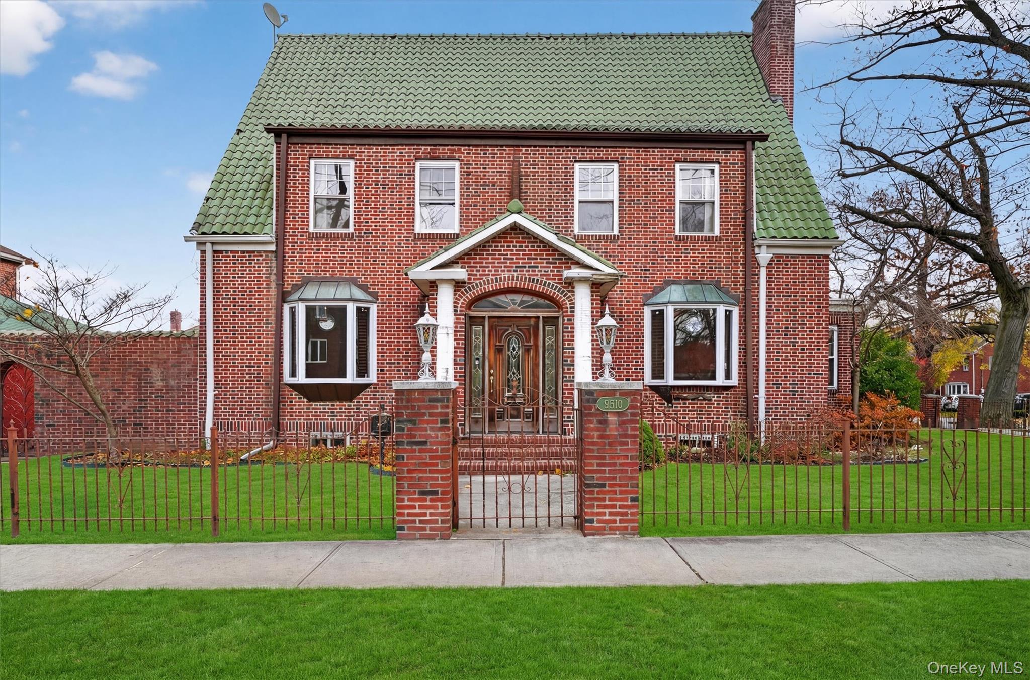 2300 Gunther Avenue, Bronx, NY 10469