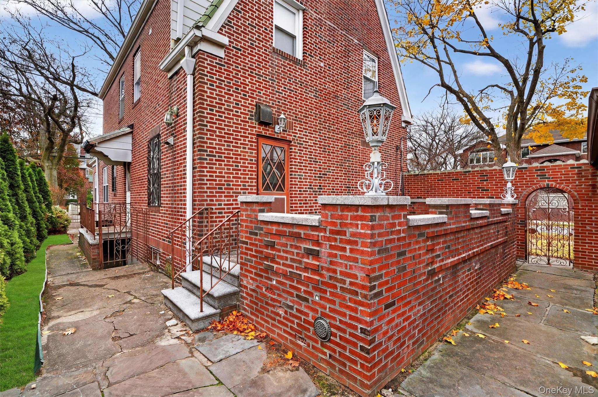 2300 Gunther Avenue, Bronx, NY 10469