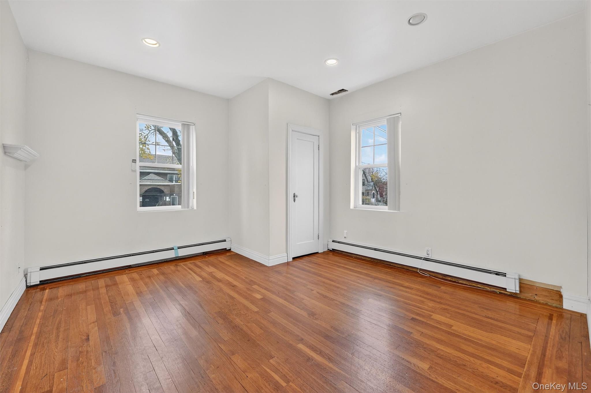 2300 Gunther Avenue, Bronx, NY 10469