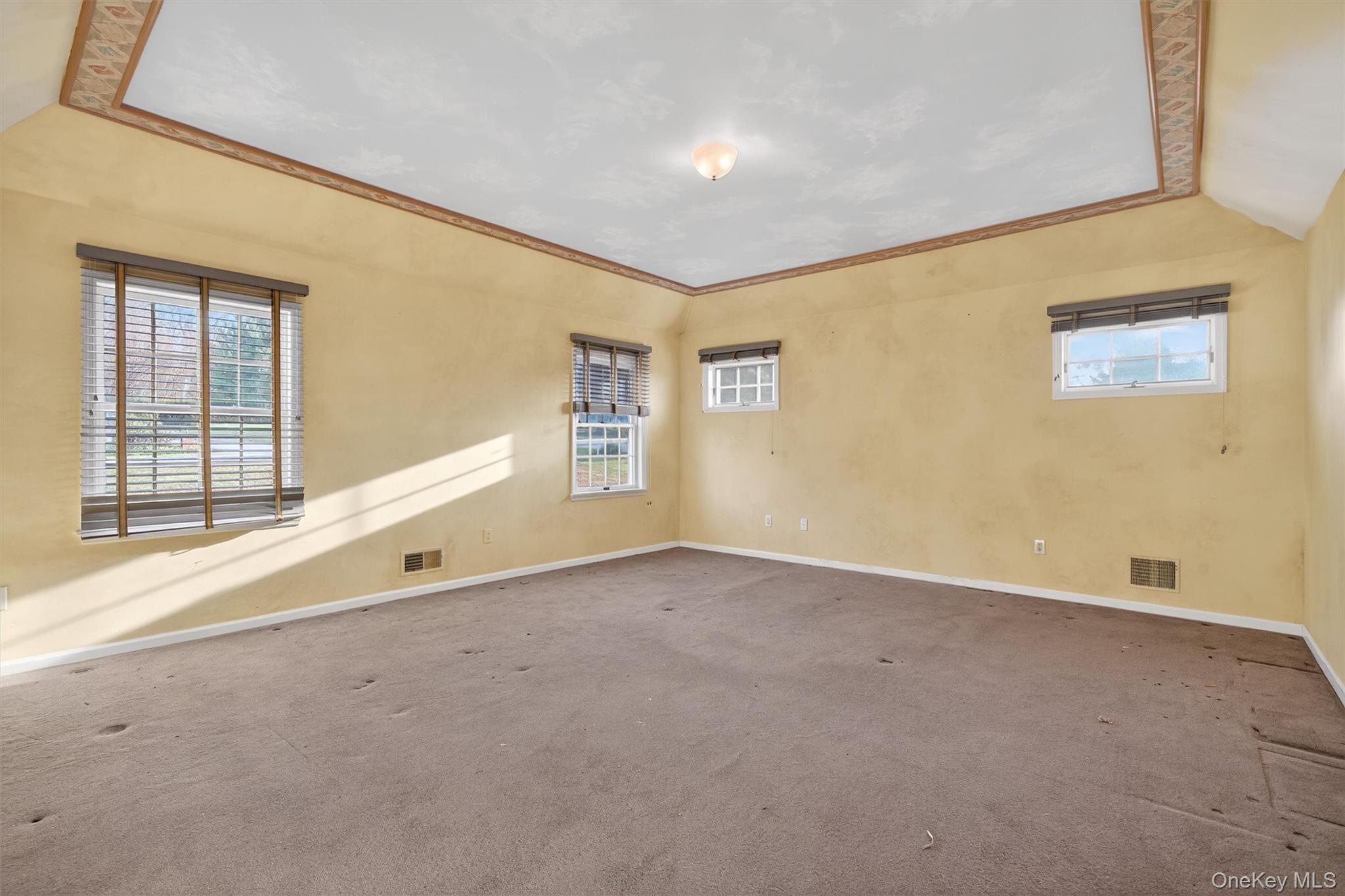 21 Jessup Road, Warwick, NY 10990