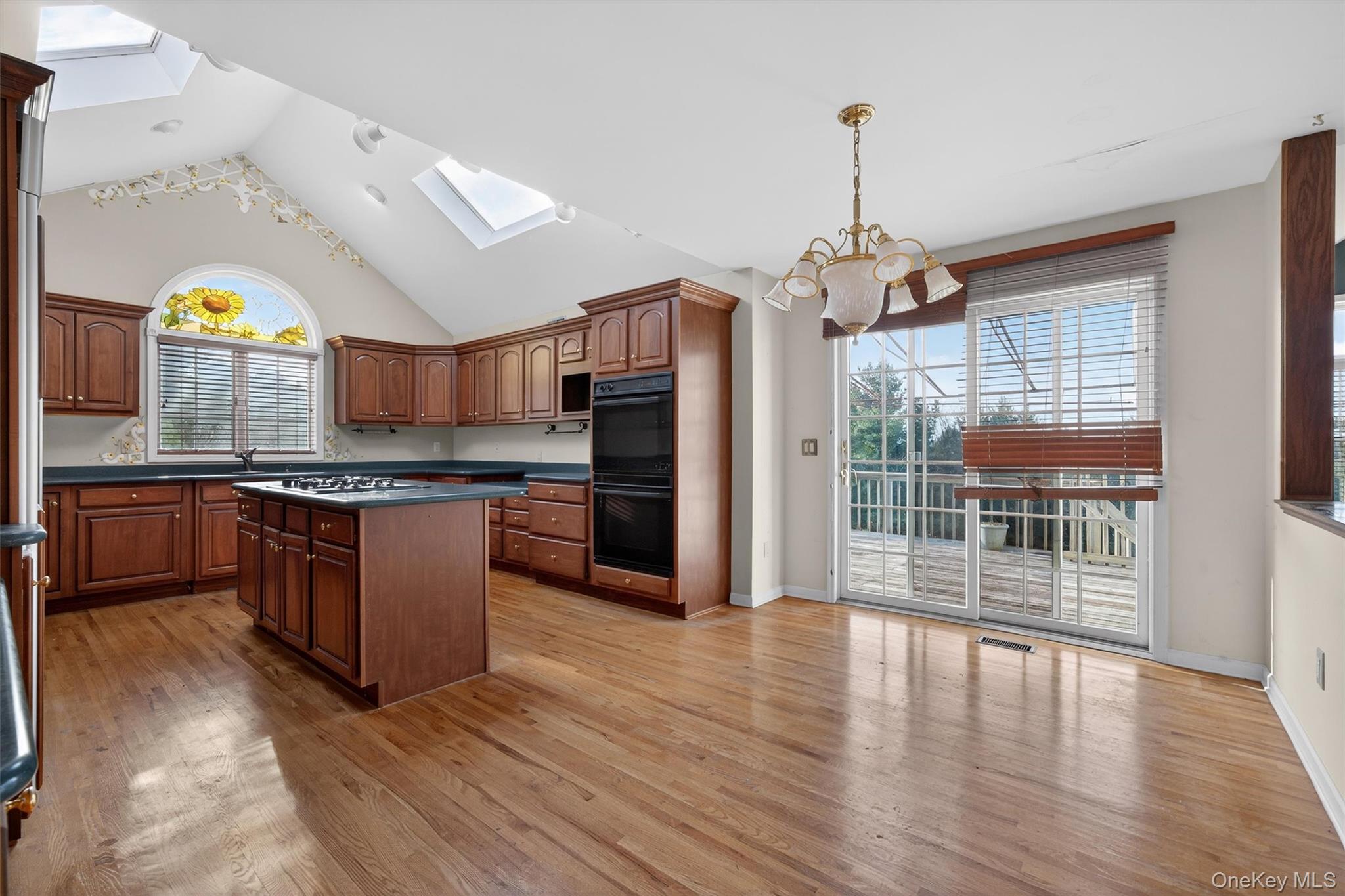 21 Jessup Road, Warwick, NY 10990