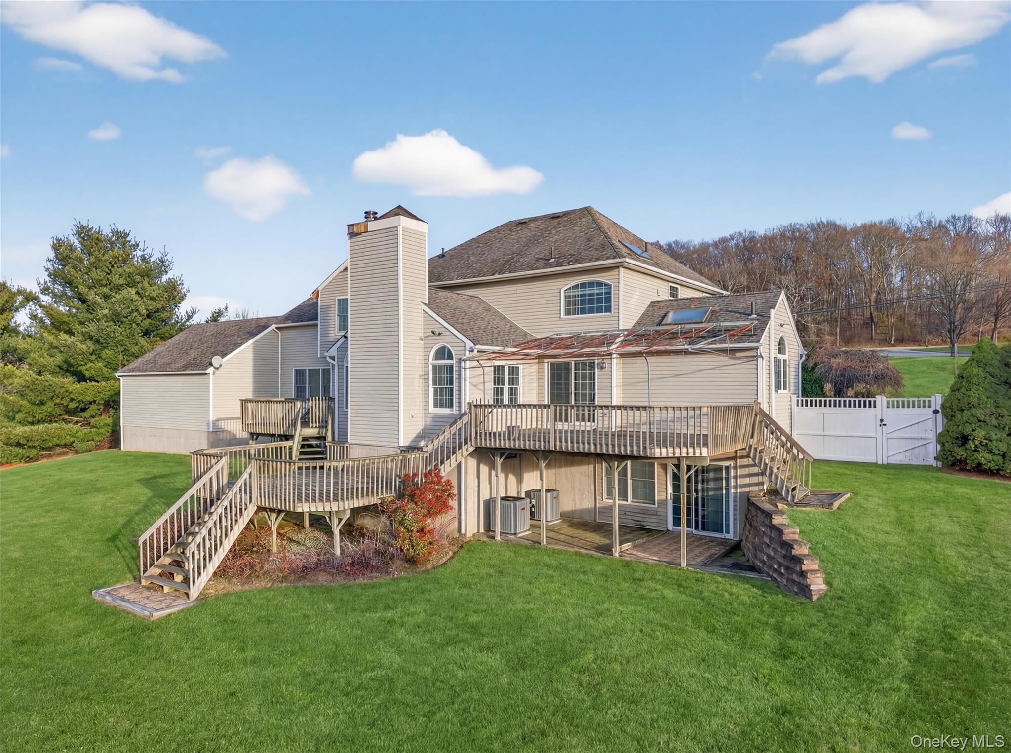 21 Jessup Road, Warwick, NY 10990