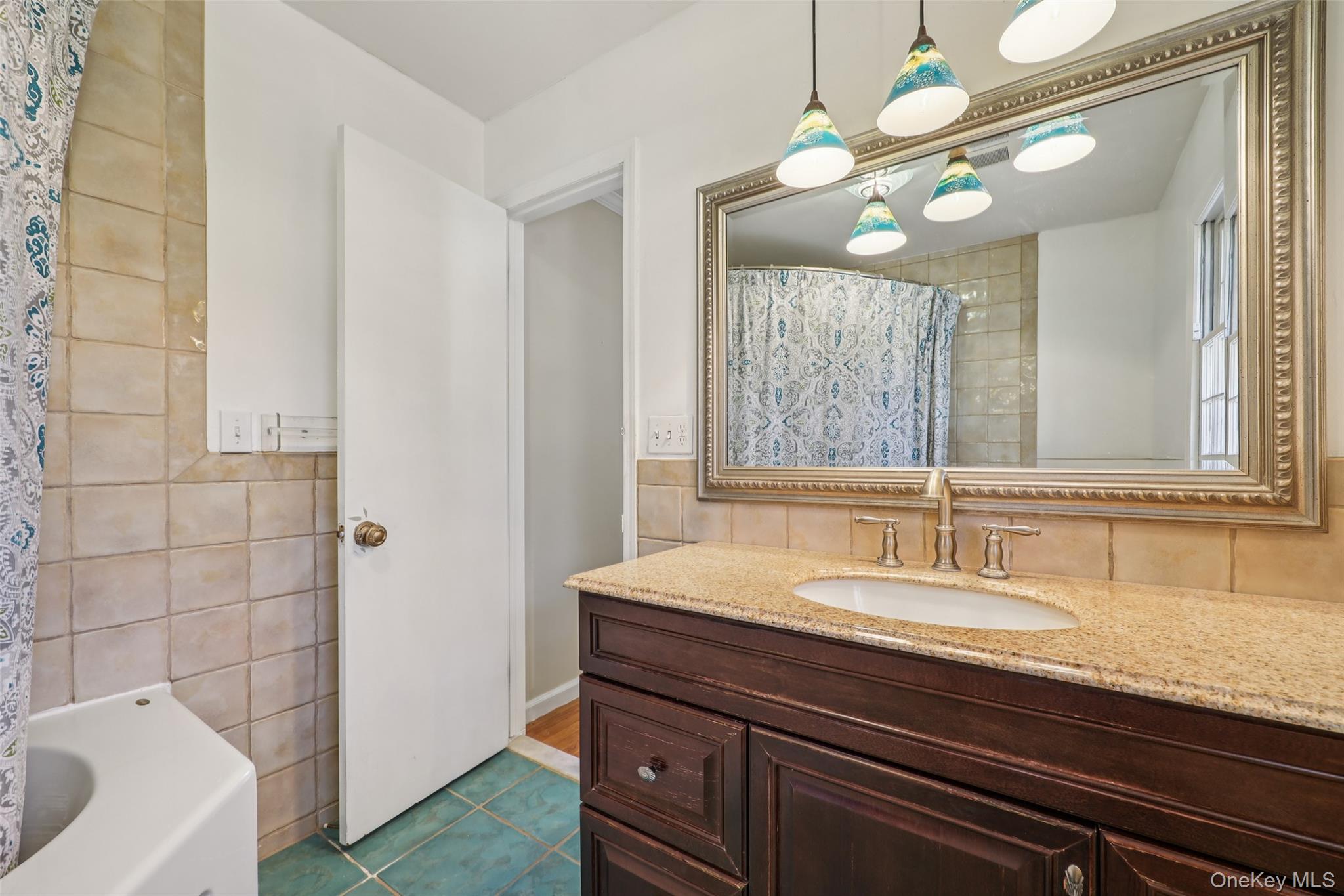 37 Minuteman Circle, Orangeburg, NY 10962