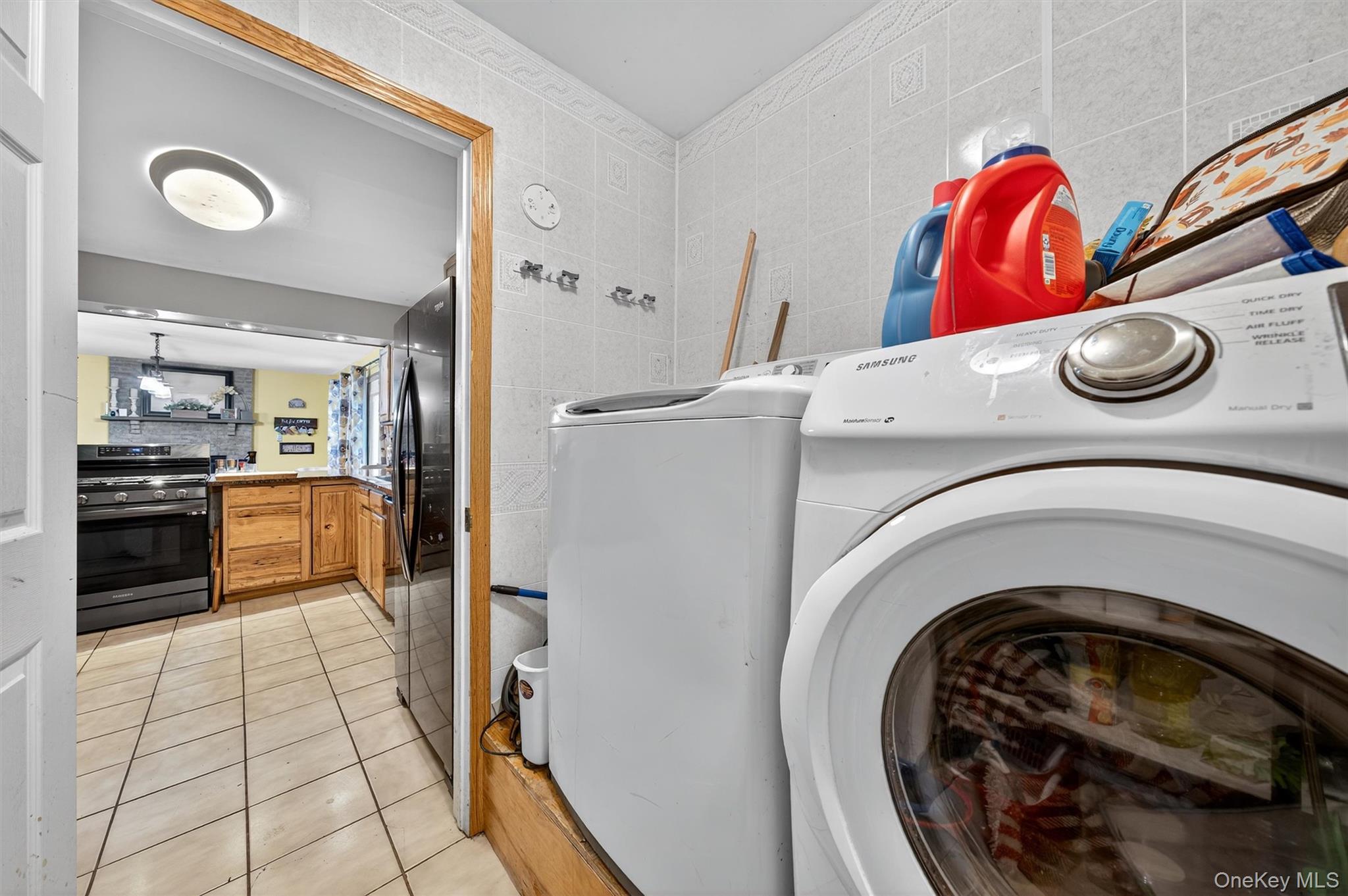 16 Oakland Avenue, Chester, NY 10918