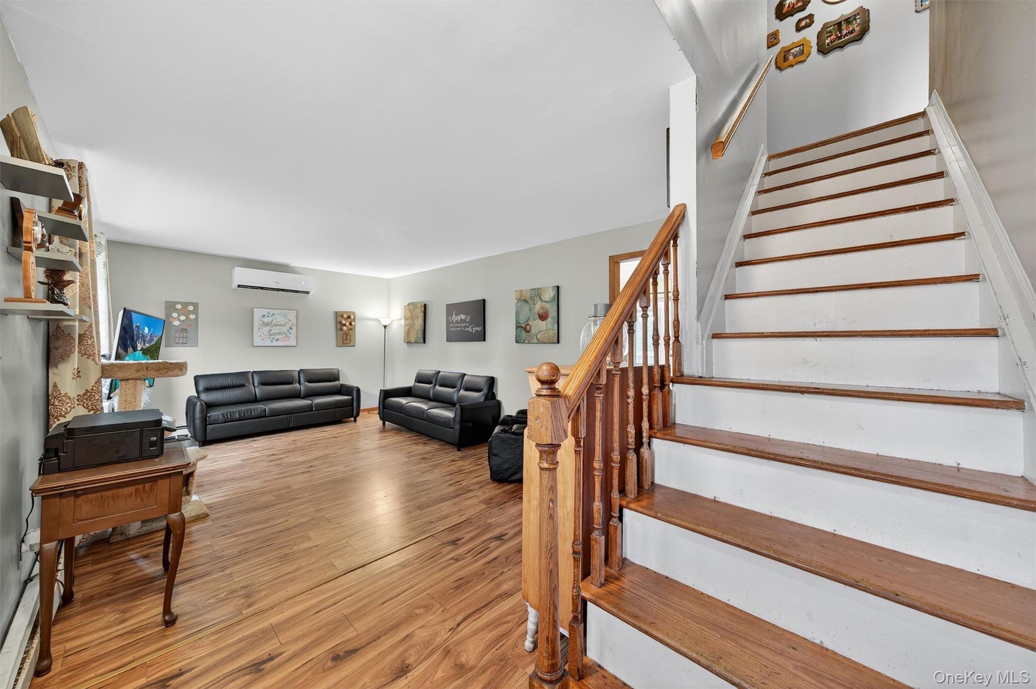 16 Oakland Avenue, Chester, NY 10918