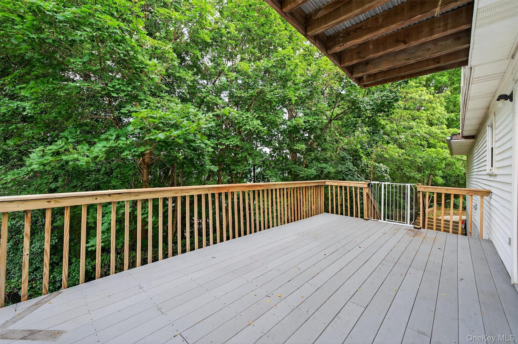 16 Oakland Avenue, Chester, NY 10918