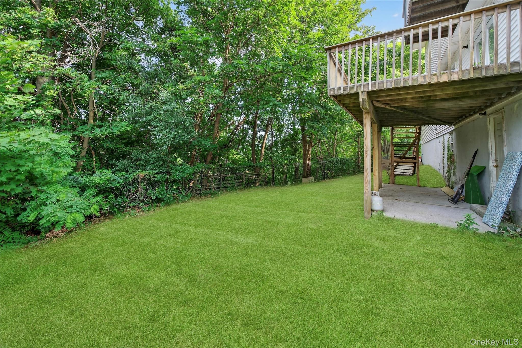 16 Oakland Avenue, Chester, NY 10918