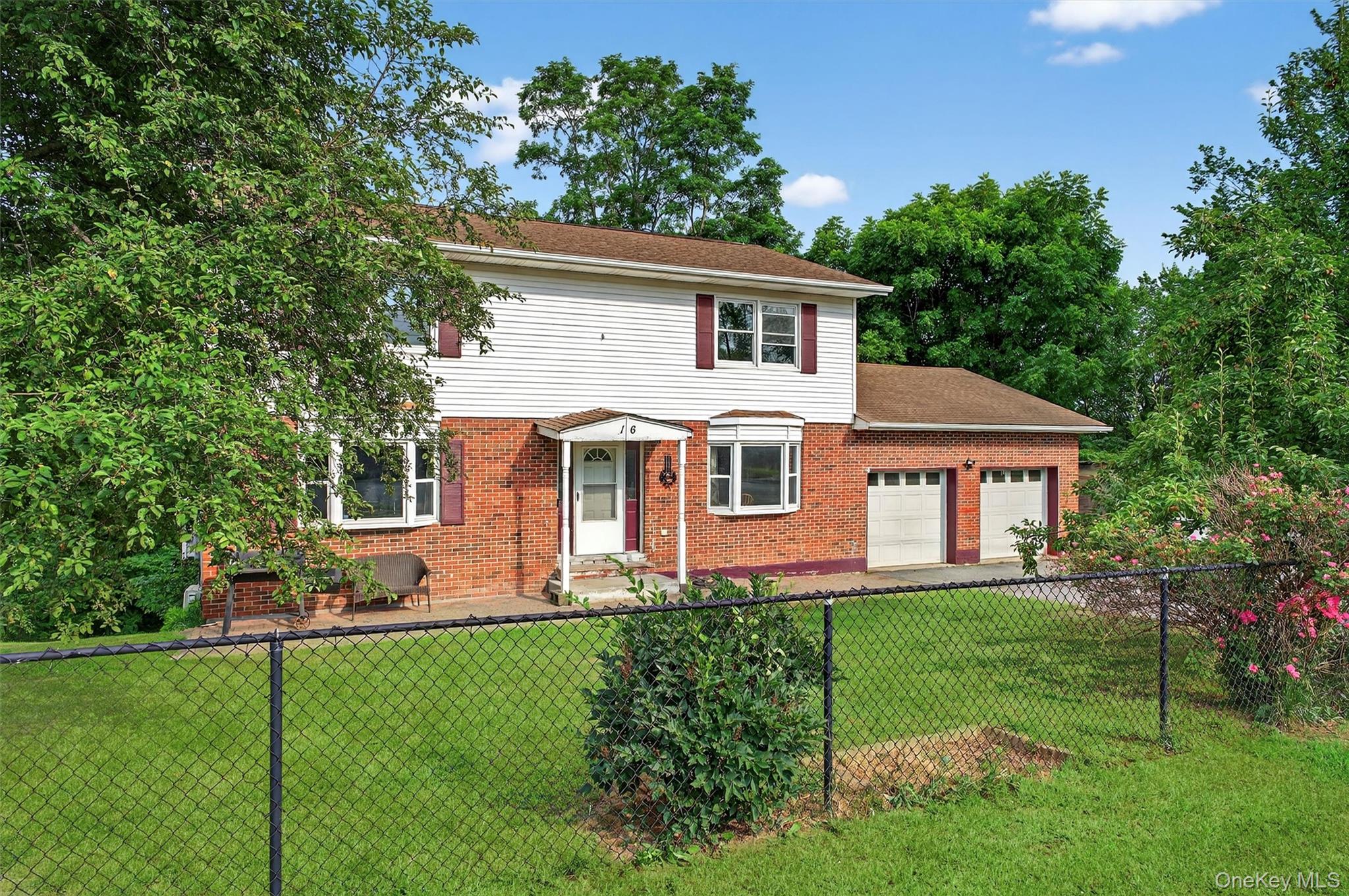 16 Oakland Avenue, Chester, NY 10918