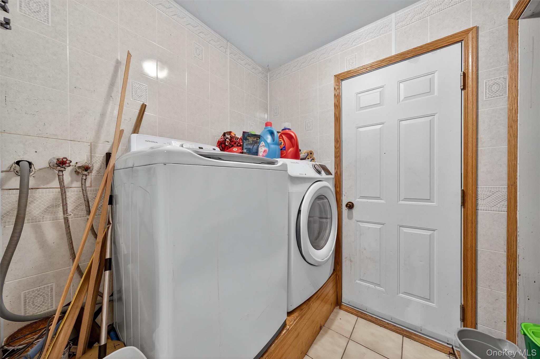 16 Oakland Avenue, Chester, NY 10918