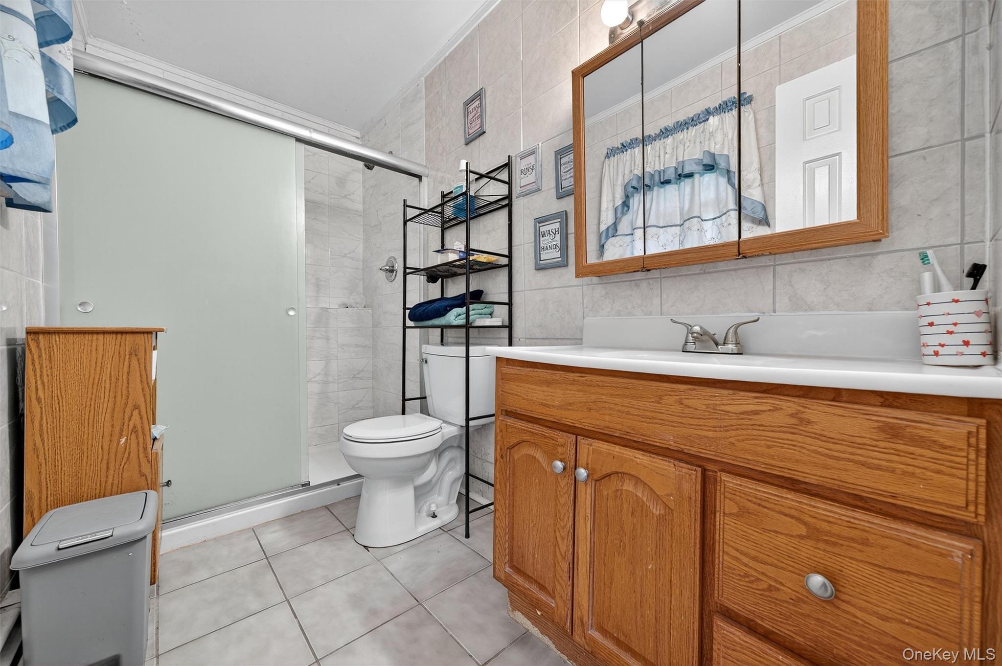 16 Oakland Avenue, Chester, NY 10918