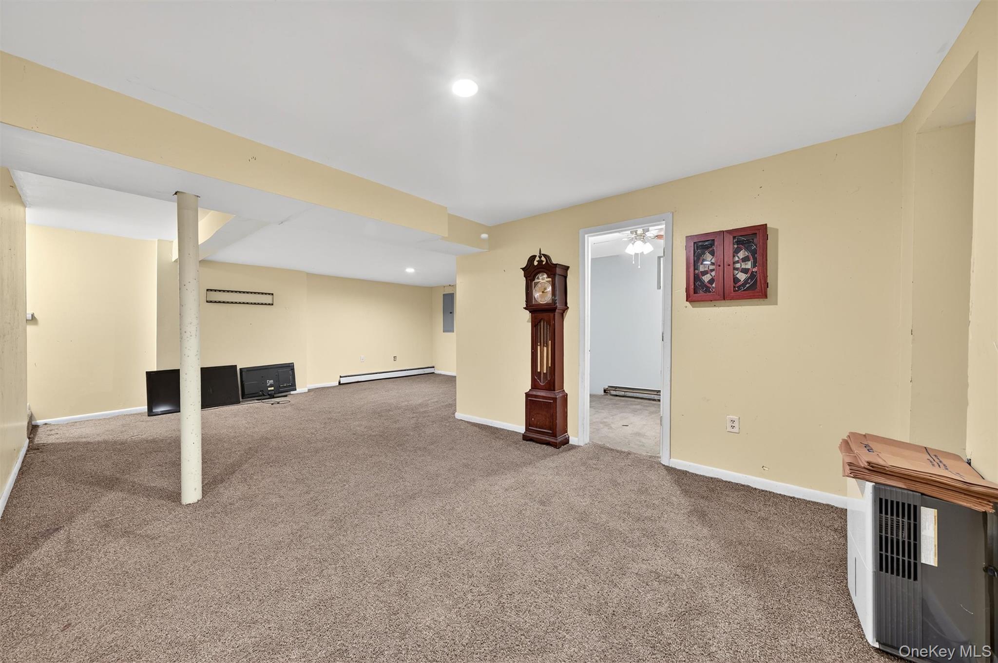 16 Oakland Avenue, Chester, NY 10918