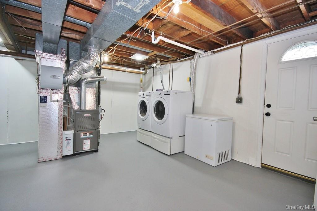 52 Scotchtown Drive, Middletown, NY 10941