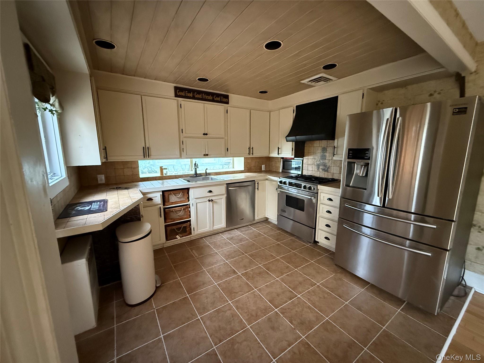 66 Rose Avenue, Patchogue, NY 11772