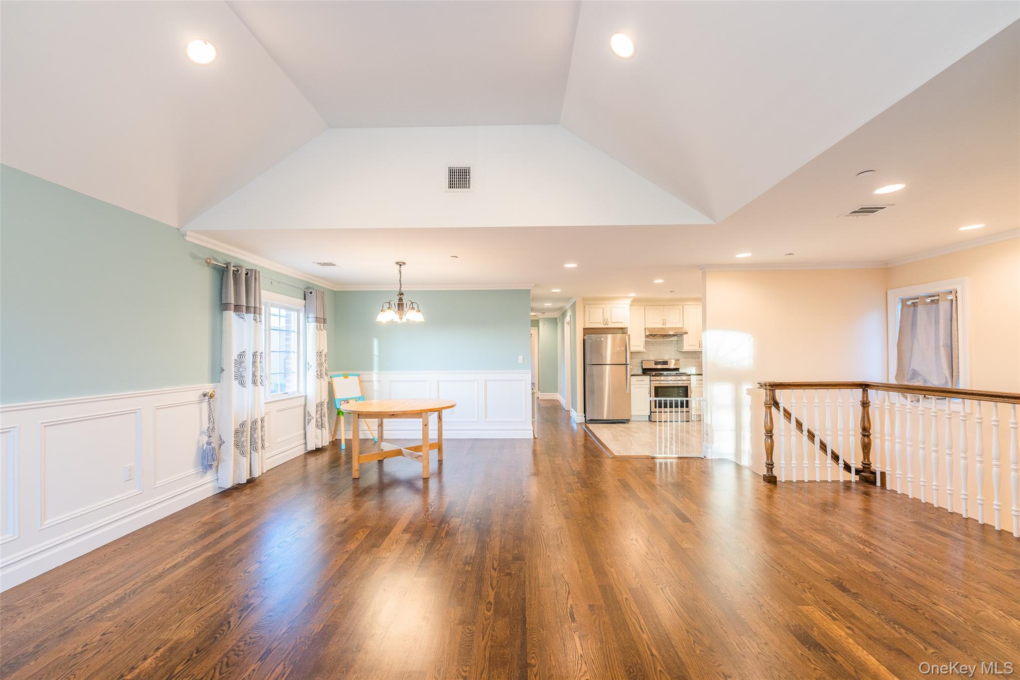 4515 Browvale Lane, Little Neck, NY 11362