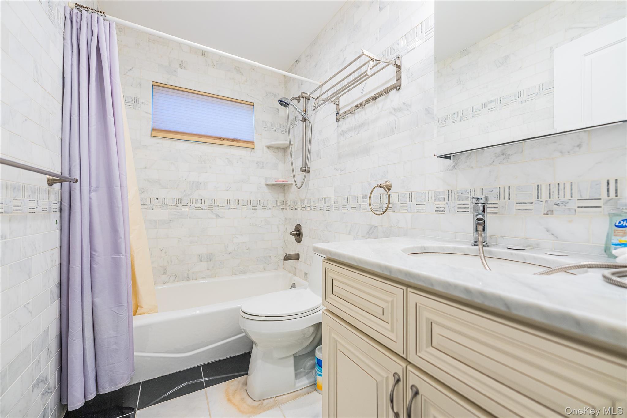 4515 Browvale Lane, Little Neck, NY 11362