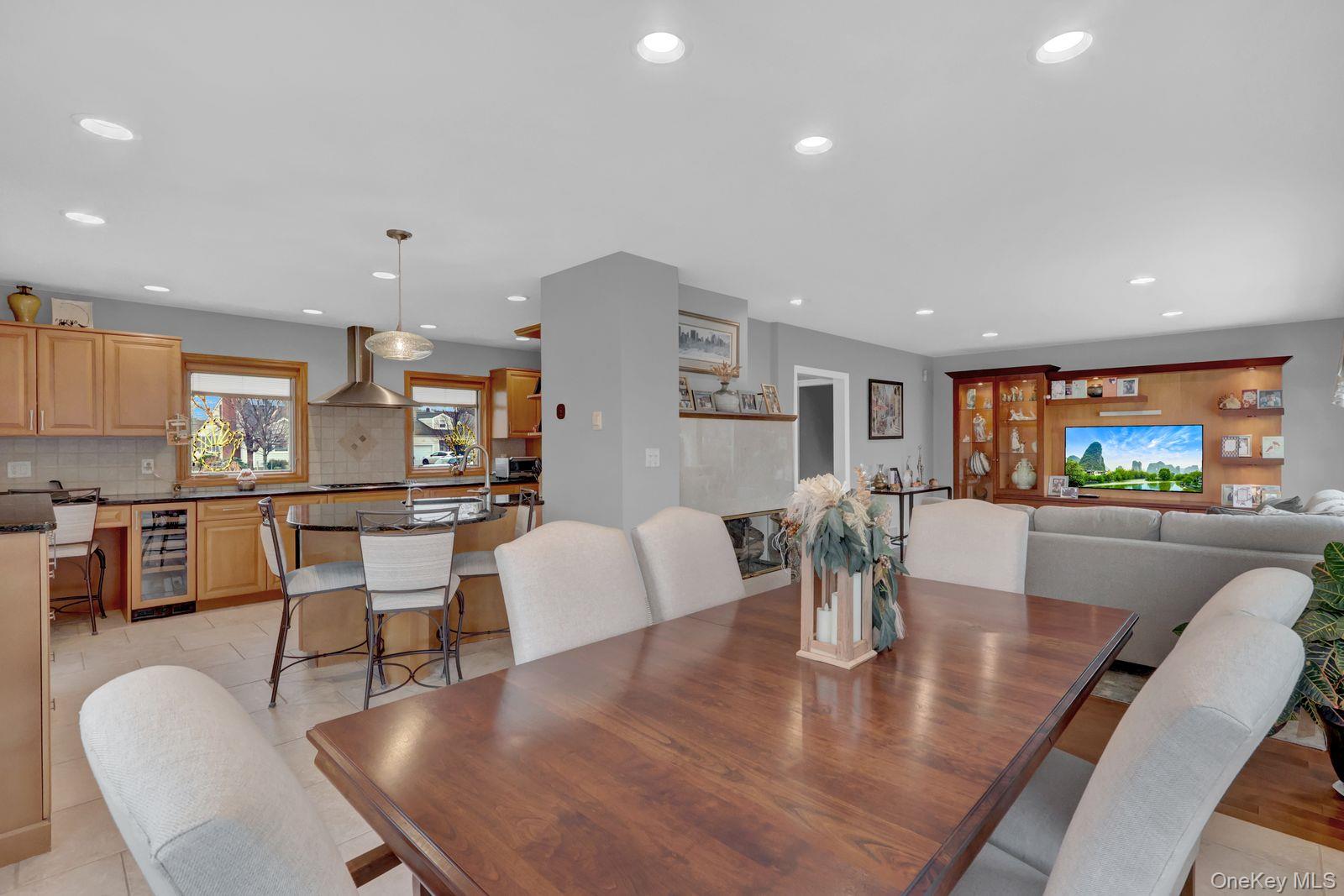 23 Biltmore Boulevard, Massapequa, NY 11758