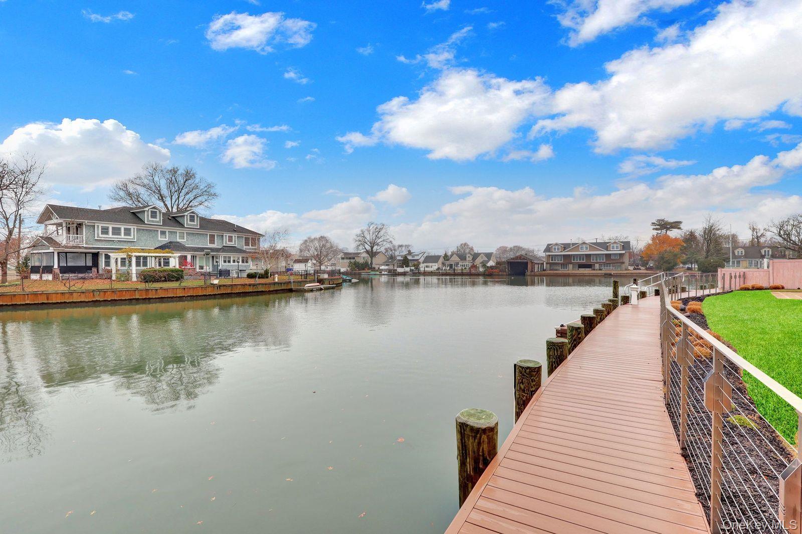 23 Biltmore Boulevard, Massapequa, NY 11758