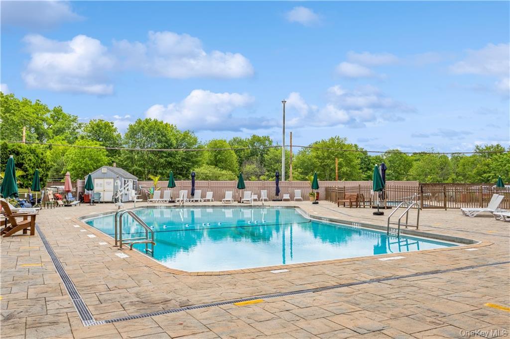 100 Diplomat Drive # 8J, Mount Kisco, NY 10549