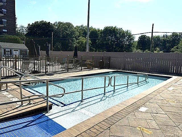 100 Diplomat Drive # 8J, Mount Kisco, NY 10549