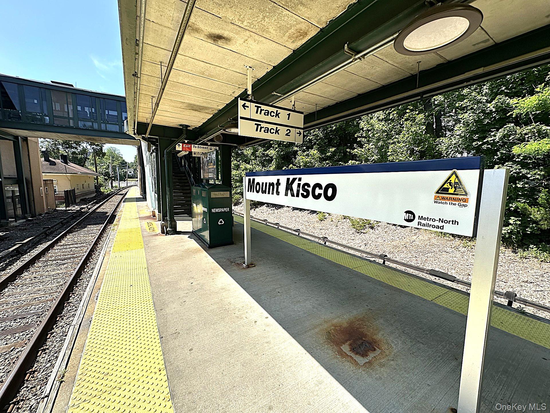 100 Diplomat Drive # 8J, Mount Kisco, NY 10549