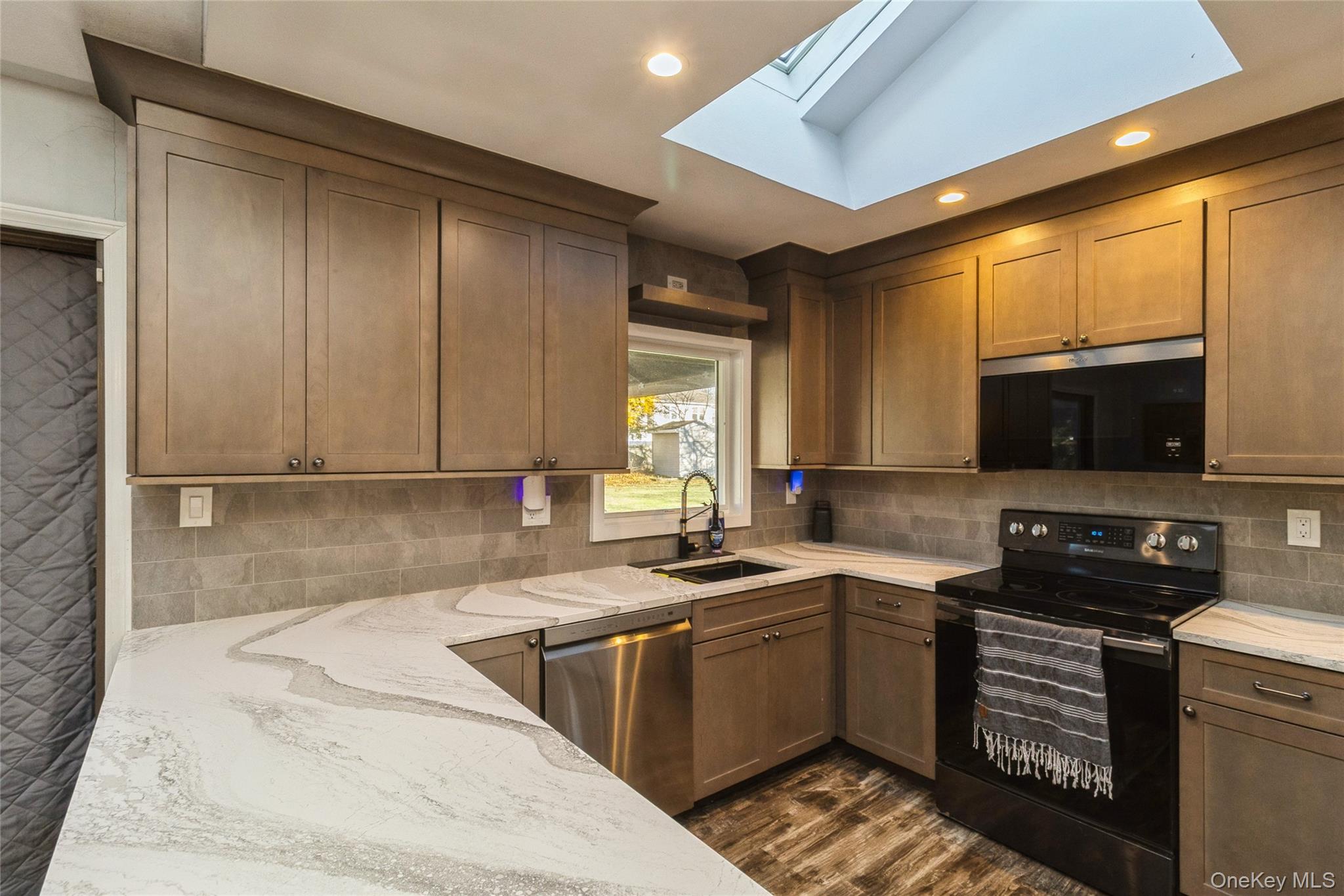 68 Oleeta Road, Mount Sinai, NY 11766