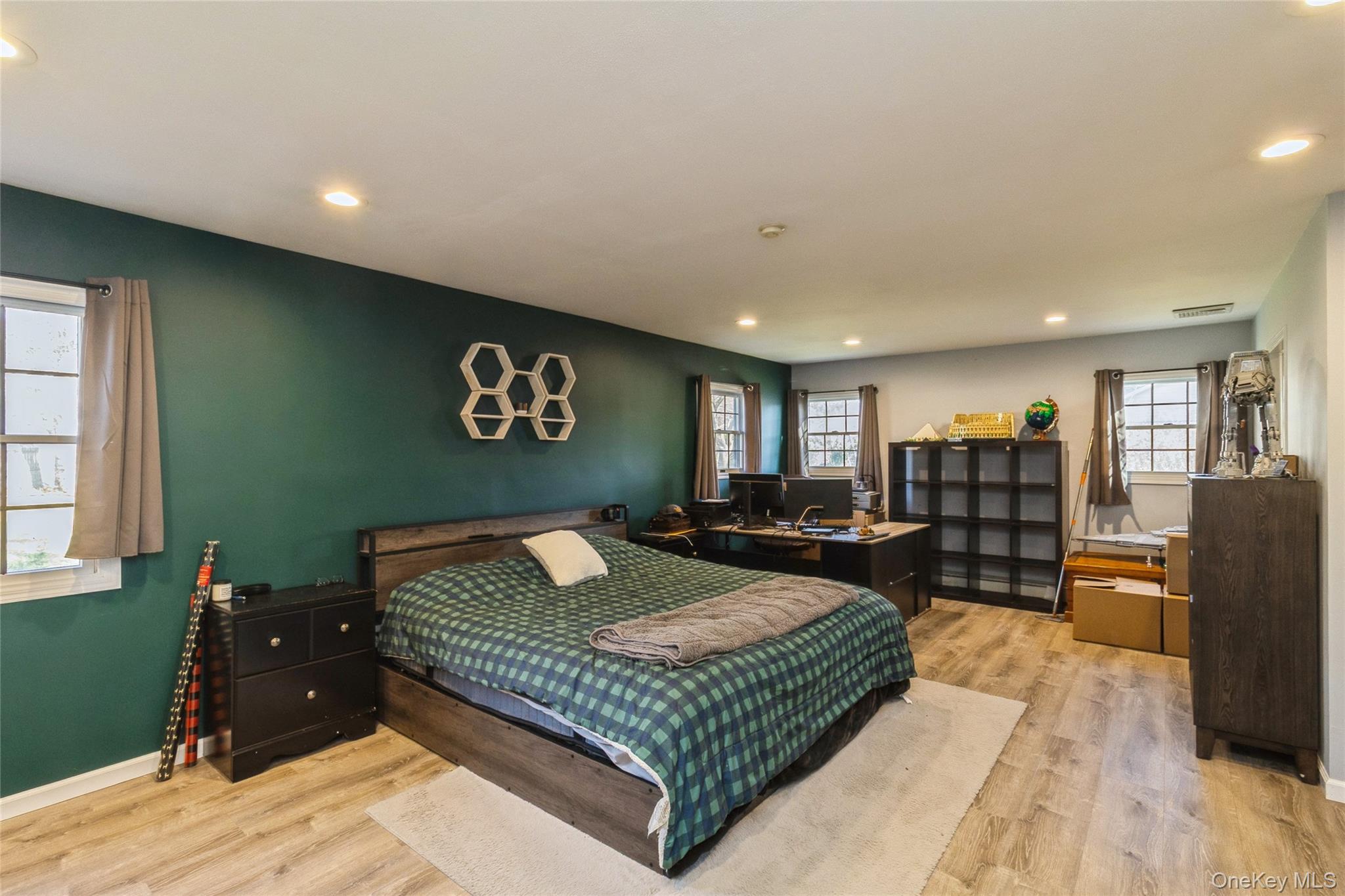 68 Oleeta Road, Mount Sinai, NY 11766