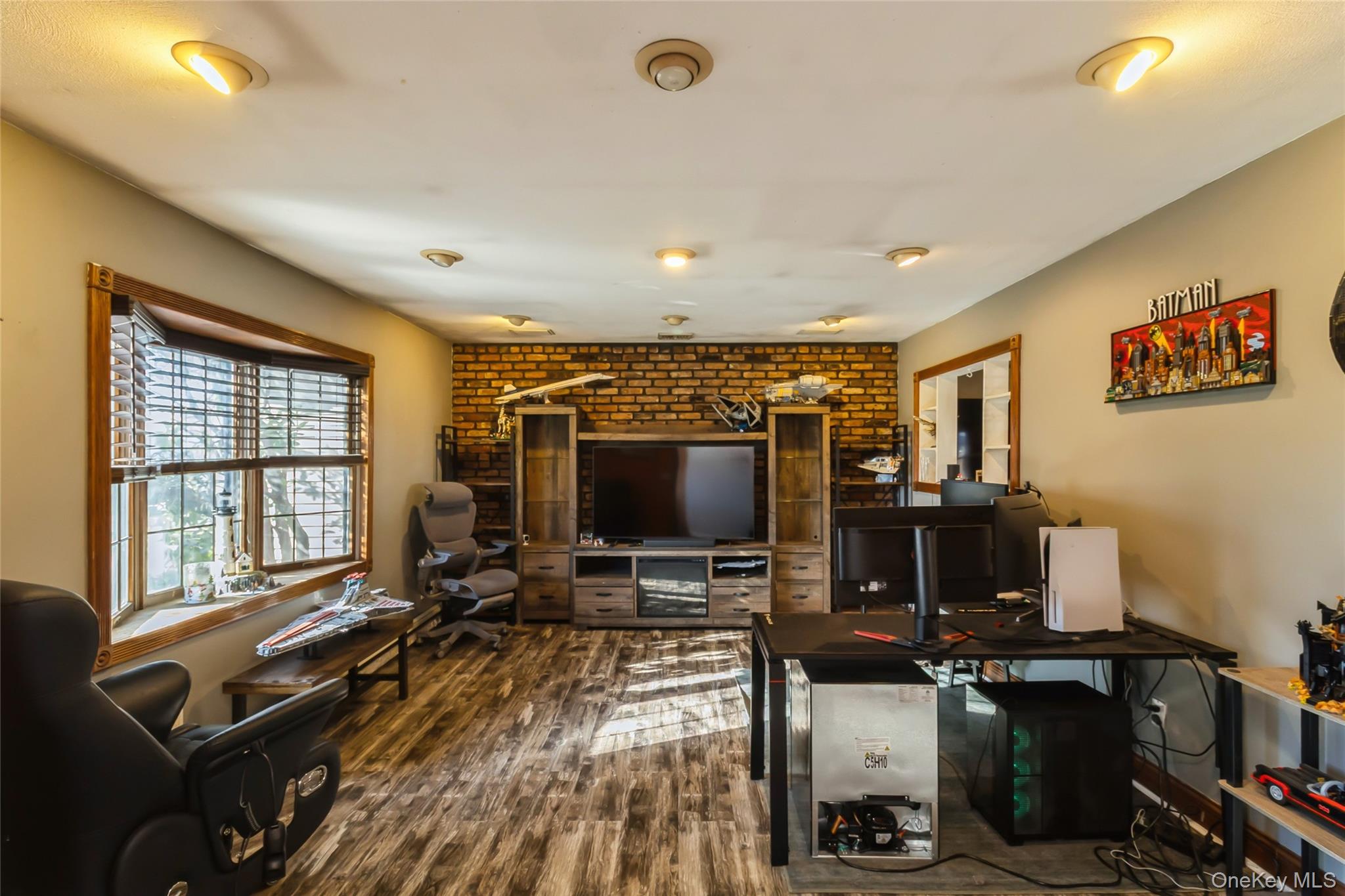 68 Oleeta Road, Mount Sinai, NY 11766