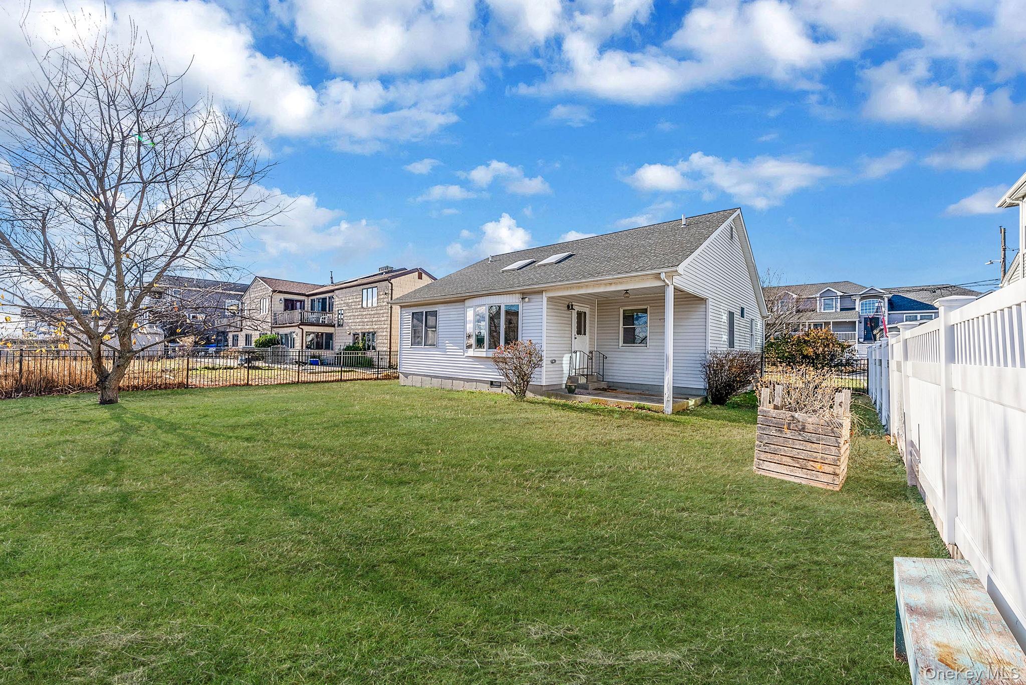 38 Berger Avenue, Amityville, NY 11701