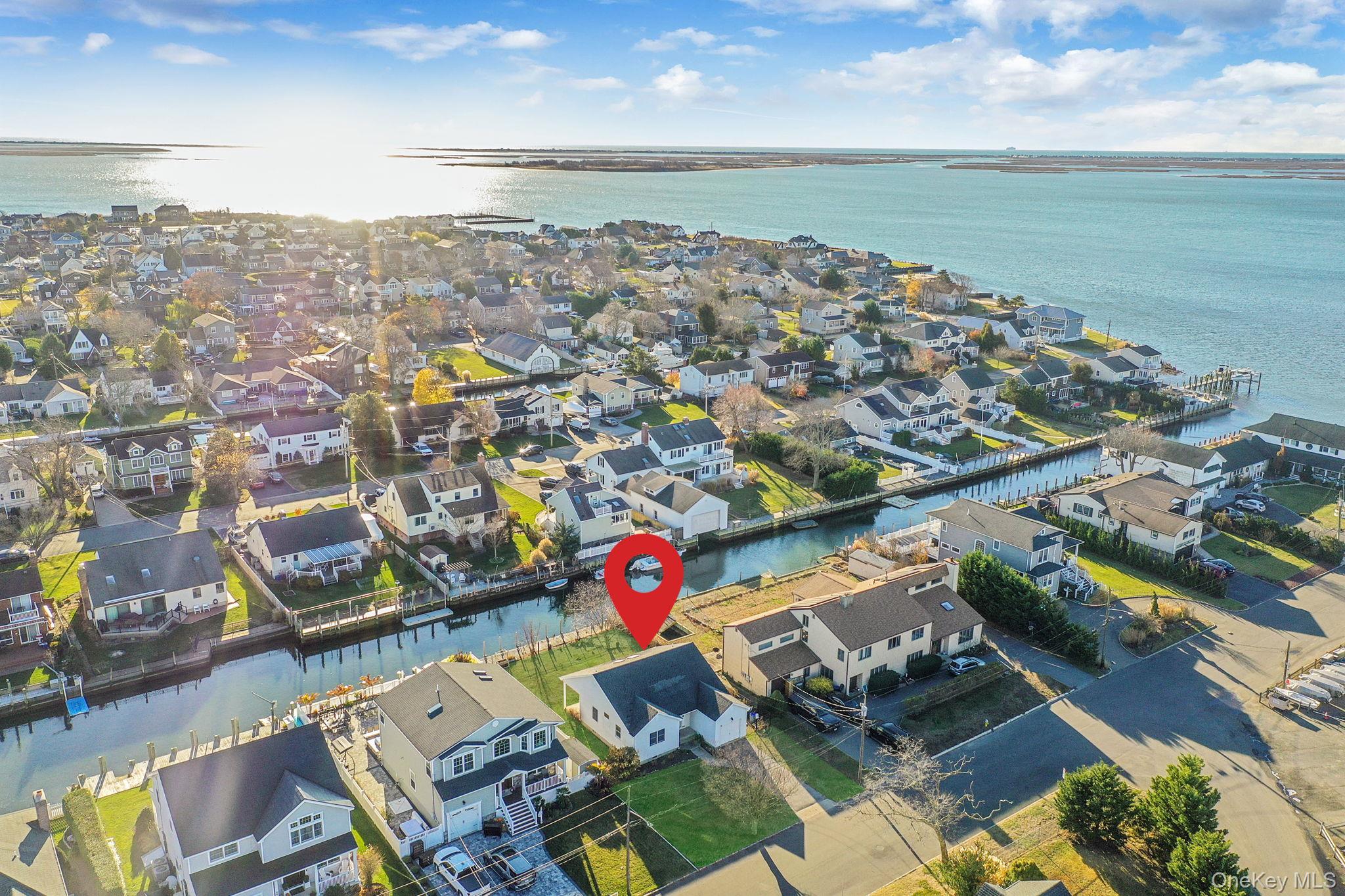 38 Berger Avenue, Amityville, NY 11701