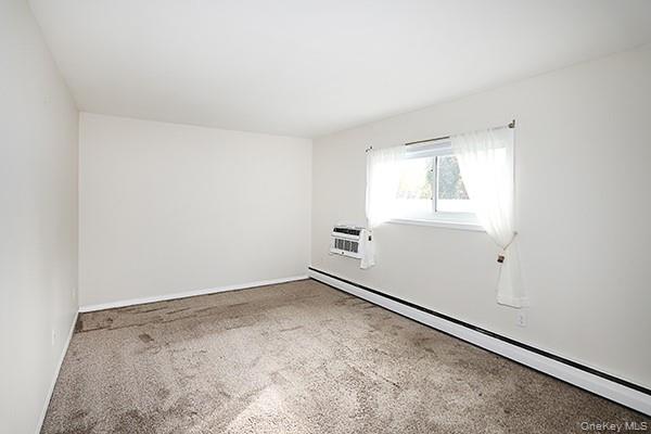 400 Fulton Street # 14C, Farmingdale, NY 11735