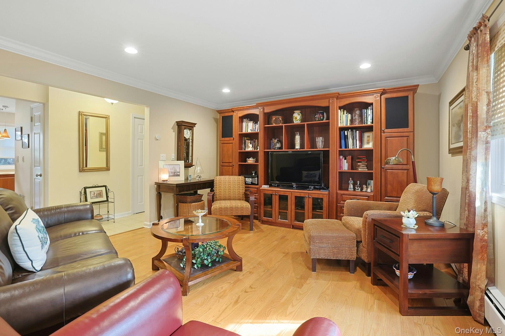 9 Somerset Drive # 11F, Suffern, NY 10901