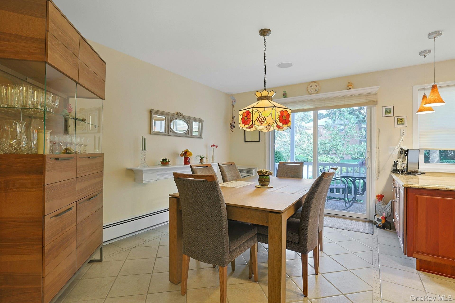 9 Somerset Drive # 11F, Suffern, NY 10901