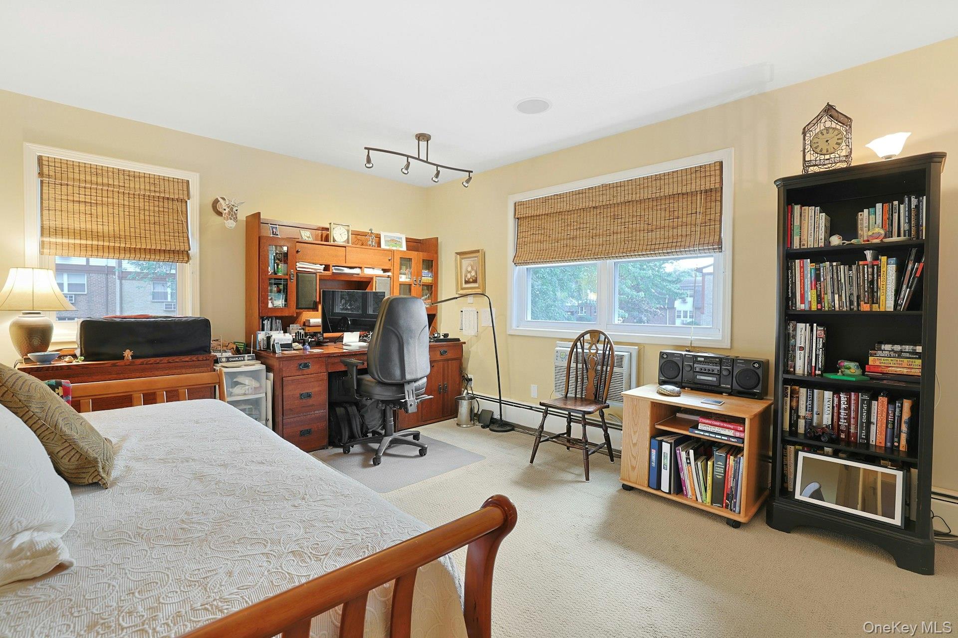 9 Somerset Drive # 11F, Suffern, NY 10901