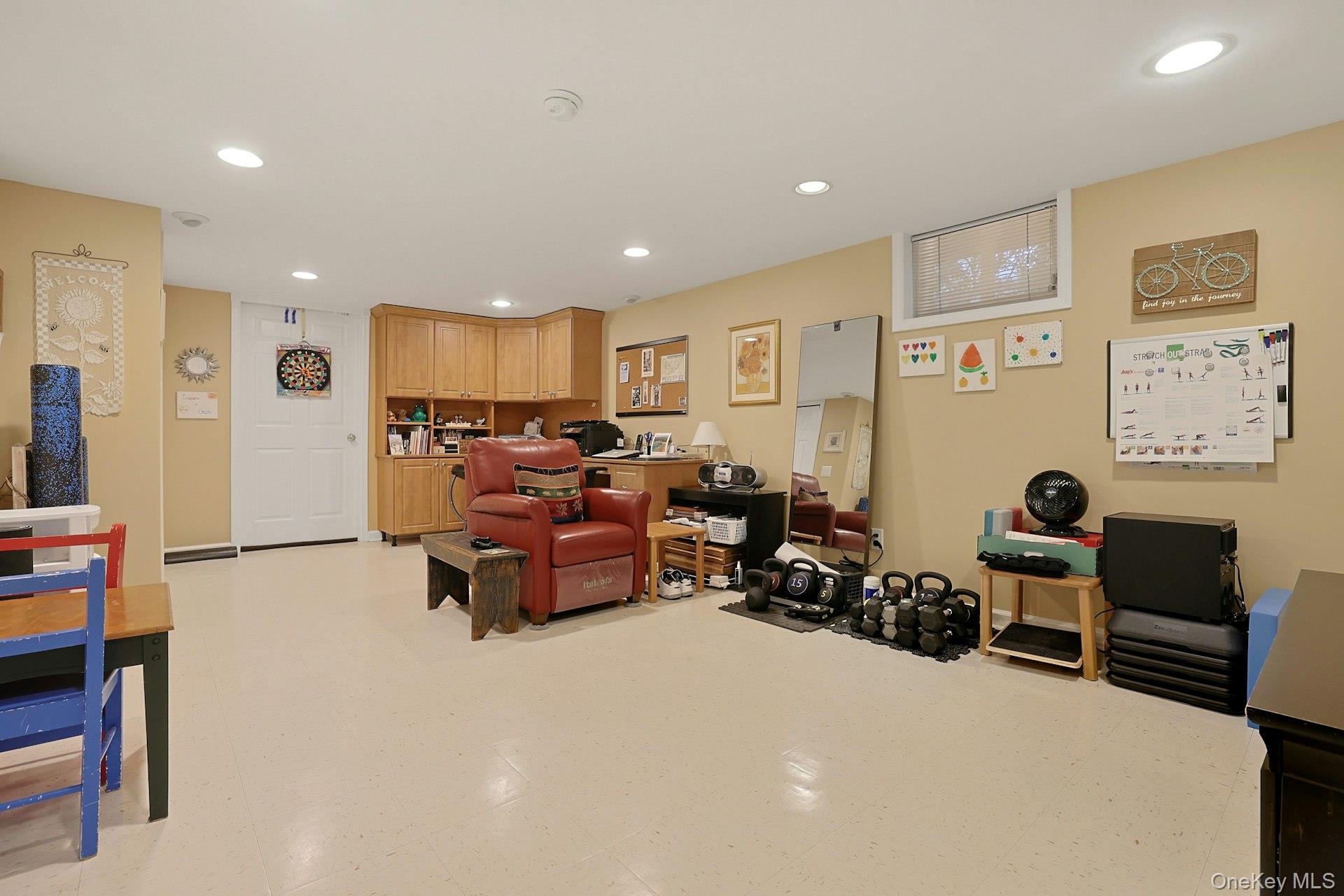 9 Somerset Drive # 11F, Suffern, NY 10901