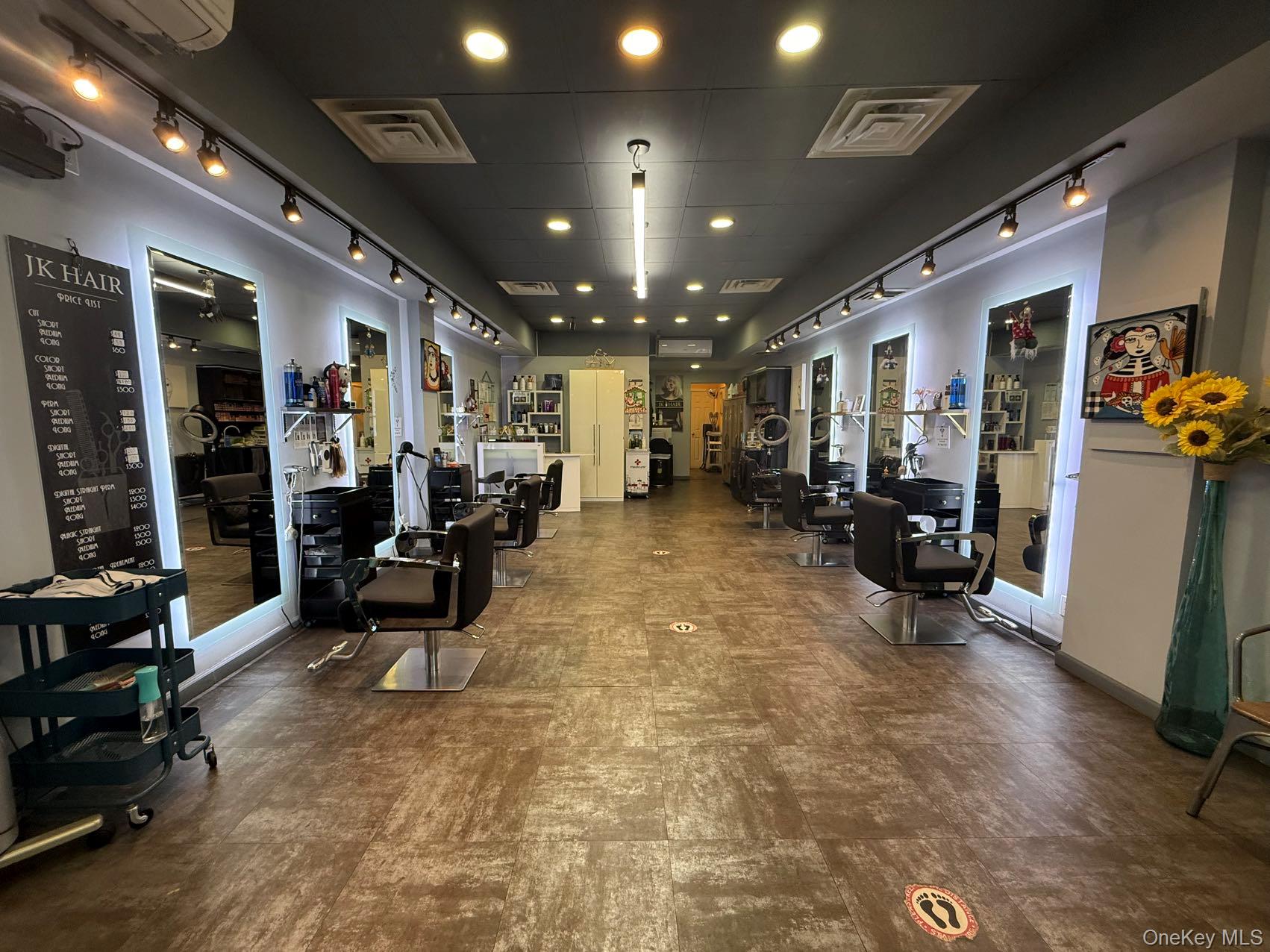 192-16 Northern Blvd, Flushing, NY 11358