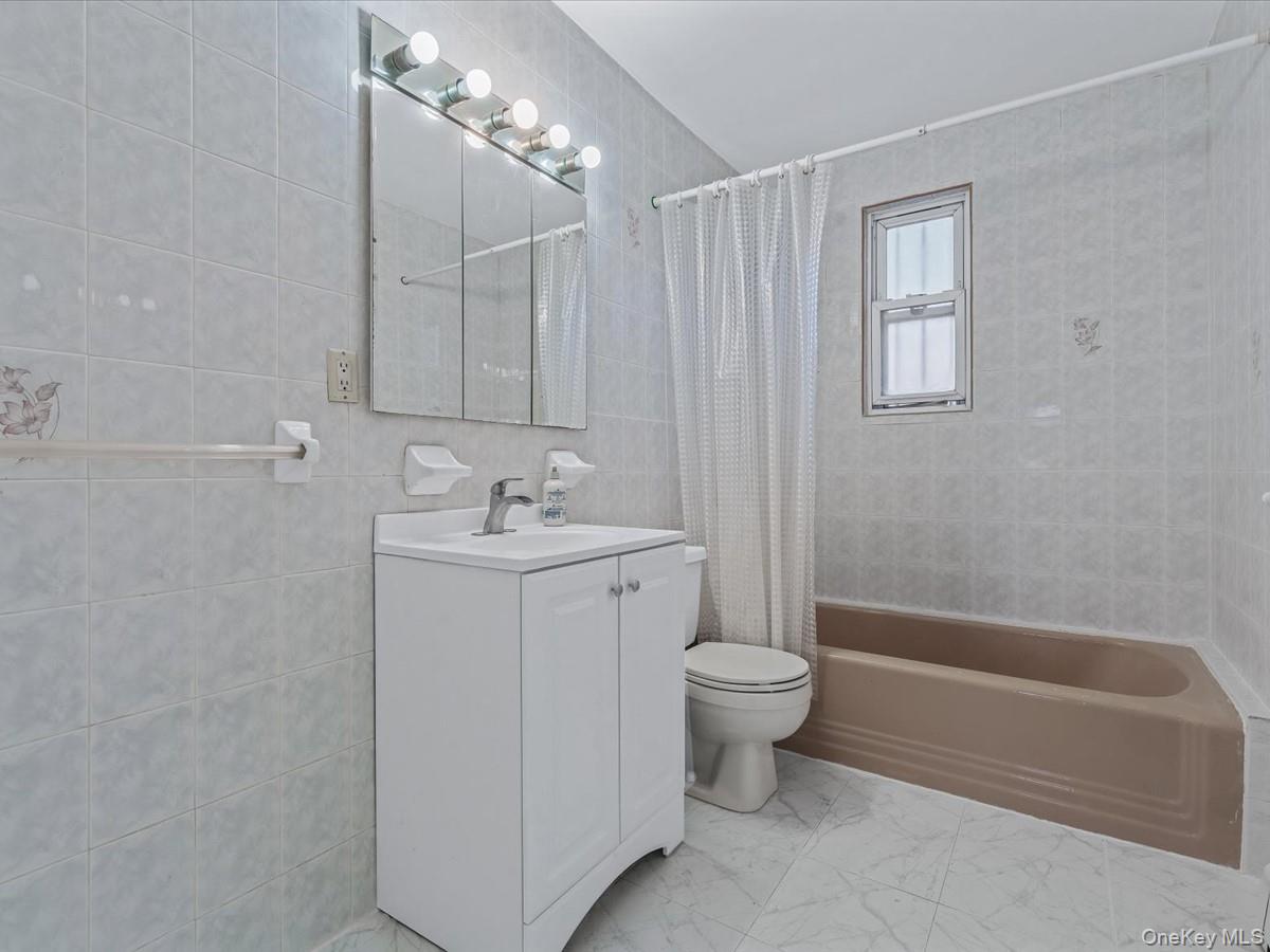 33-05 143rd Street # 1405, Flushing, NY 11354
