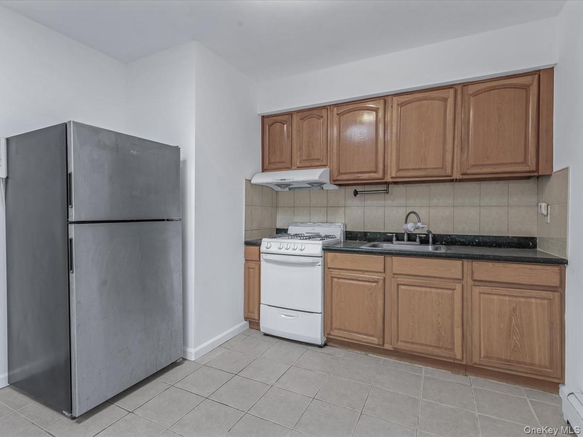 33-05 143rd Street # 1405, Flushing, NY 11354