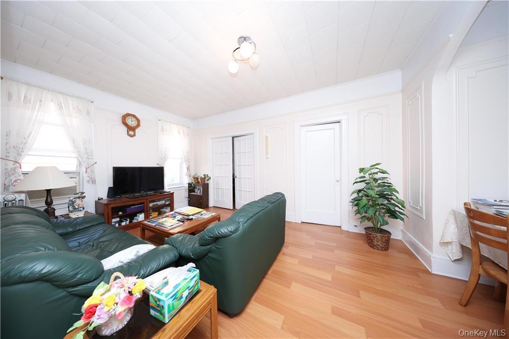 2176 E 13th Street, Brooklyn, NY 11229