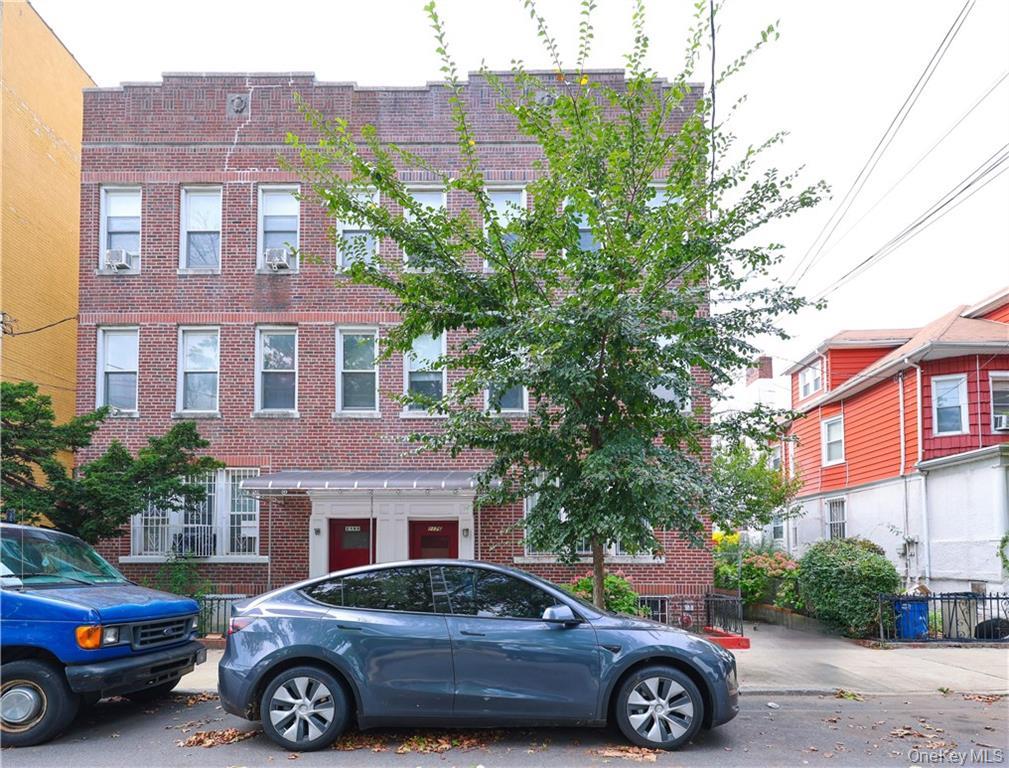 2176 E 13th Street, Brooklyn, NY 11229