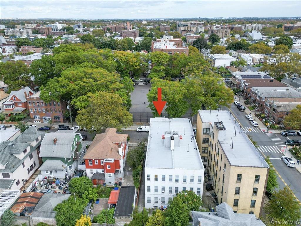 2176 E 13th Street, Brooklyn, NY 11229