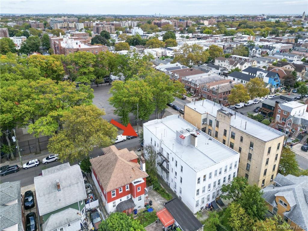 2176 E 13th Street, Brooklyn, NY 11229