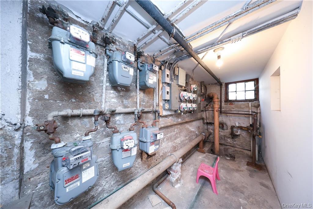 2176 E 13th Street, Brooklyn, NY 11229