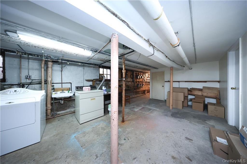 2176 E 13th Street, Brooklyn, NY 11229