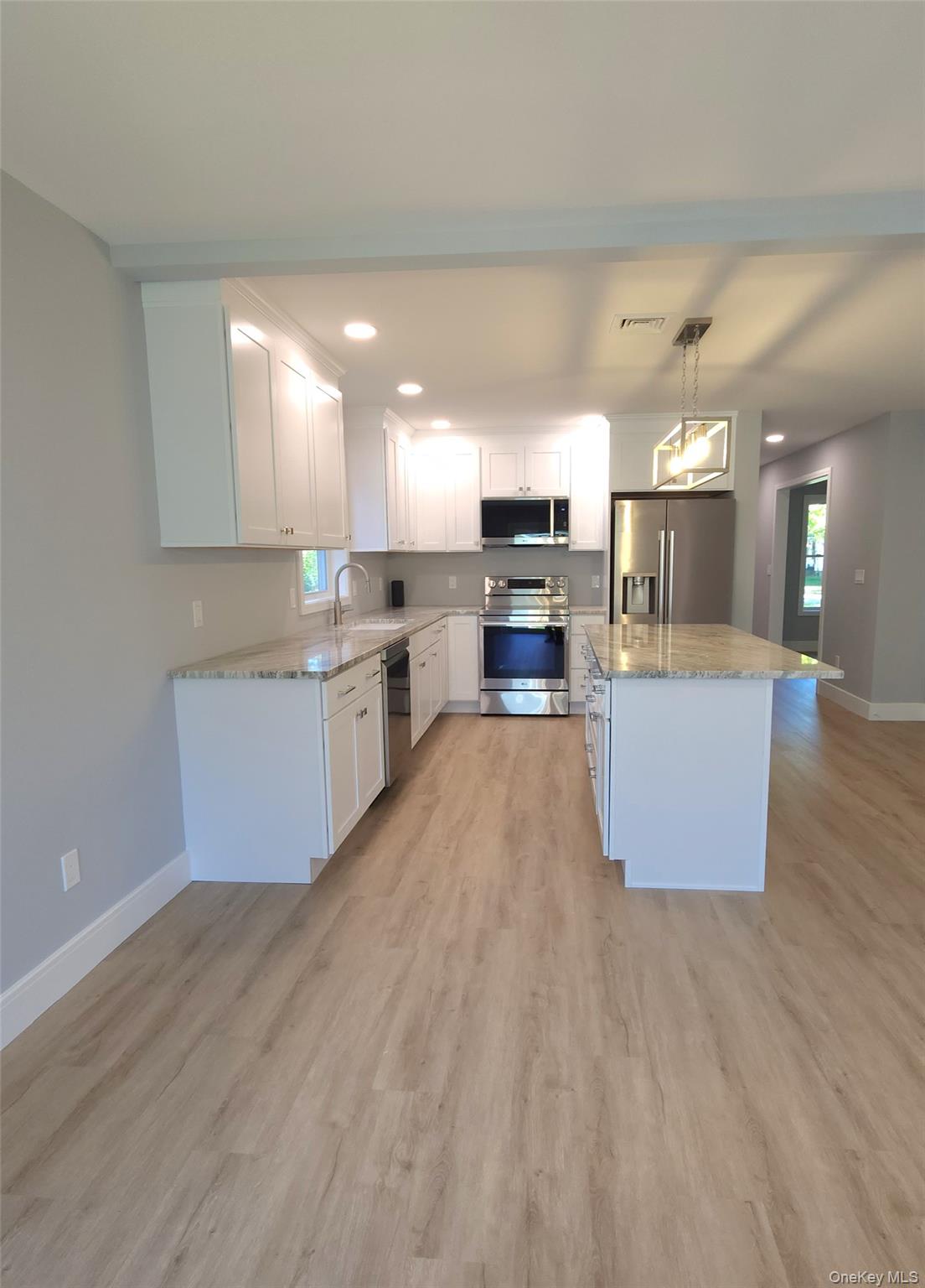 15 Greising Street, Pine Bush, NY 12566