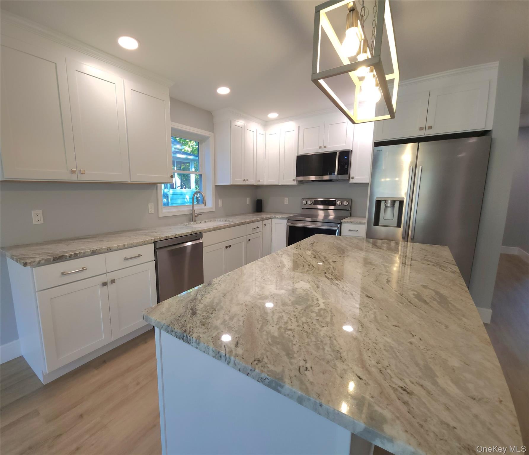 15 Greising Street, Pine Bush, NY 12566